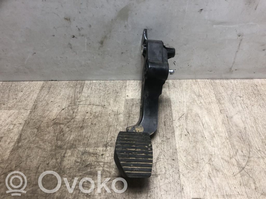 Pedal de embrague   00002127EK,00002127EK