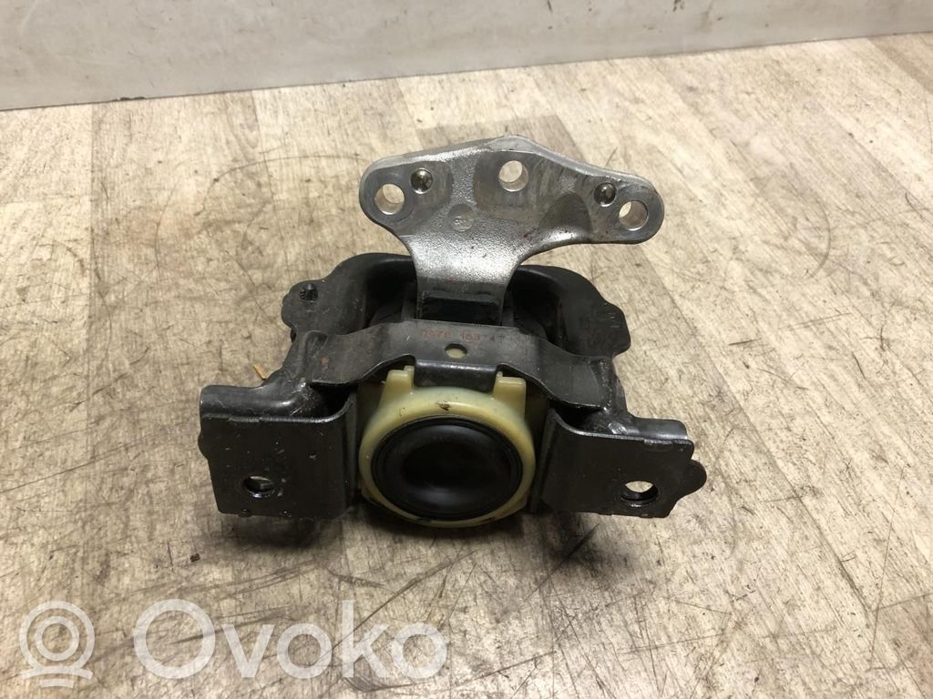 Engine mount bracket   00001807GH,00001807GH