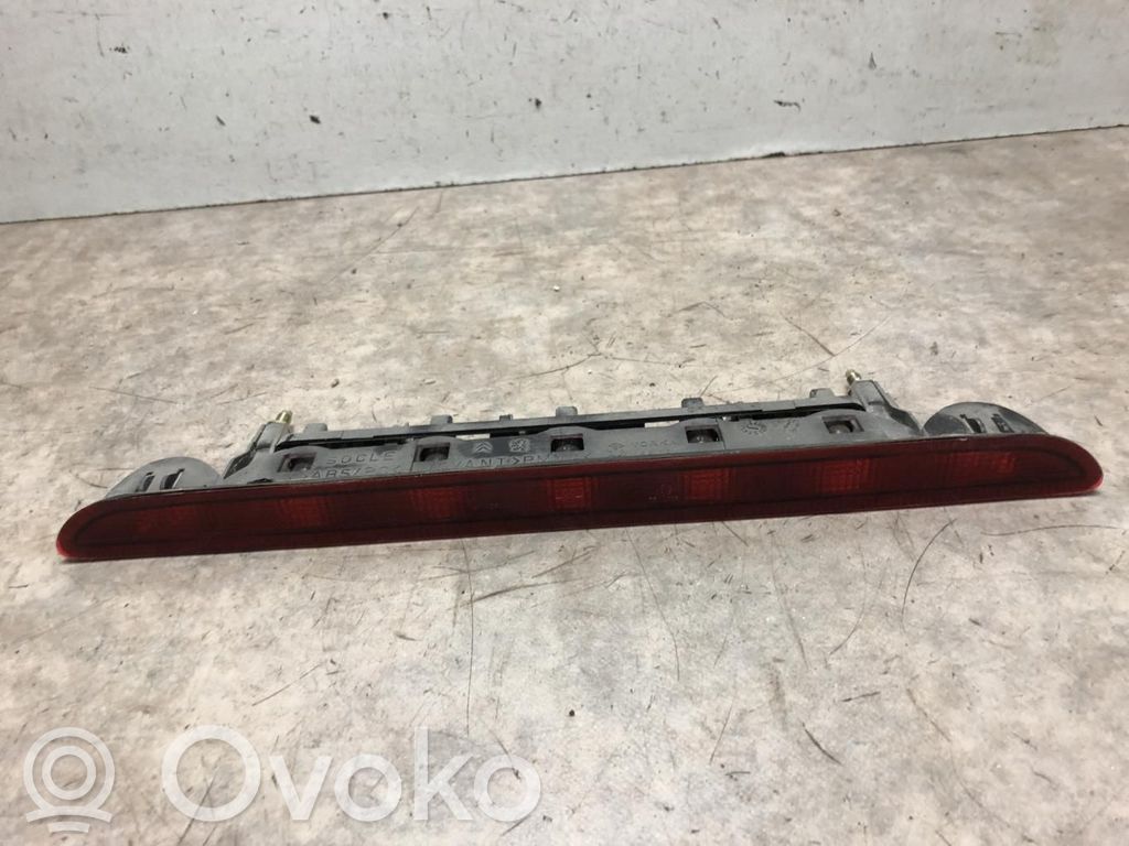 Peugeot Partner Third/center stoplight 