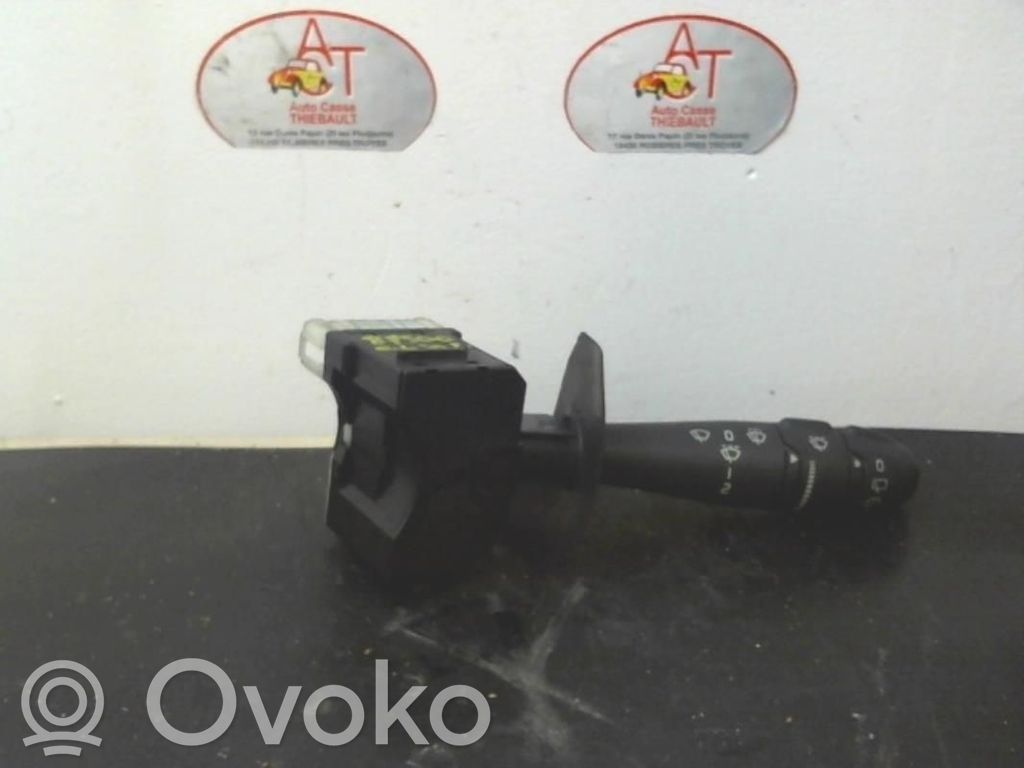 Renault Clio II Boutons / interrupteurs volant 