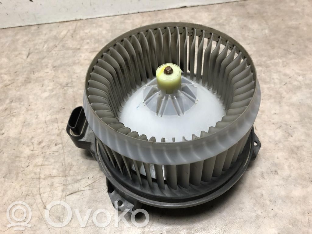 Toyota RAV 4 (XA30) Ventilator aerotermă