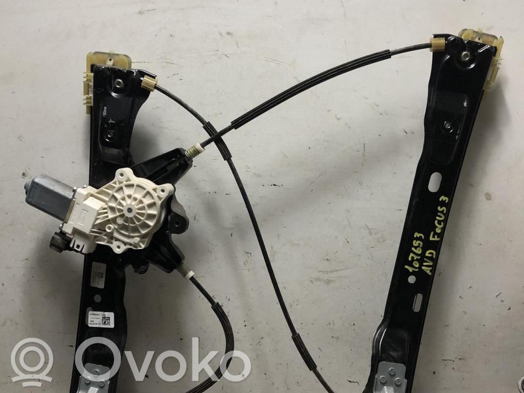 Ford Focus Front window lifting mechanism without motor 
