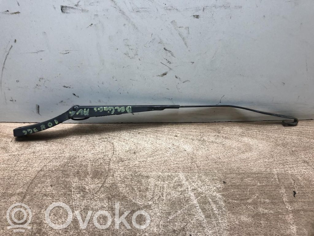 Citroen Berlingo Etupyyhkimen sulan varsi