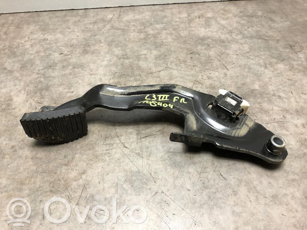 Pedal de freno   00004501AV,00004501AV