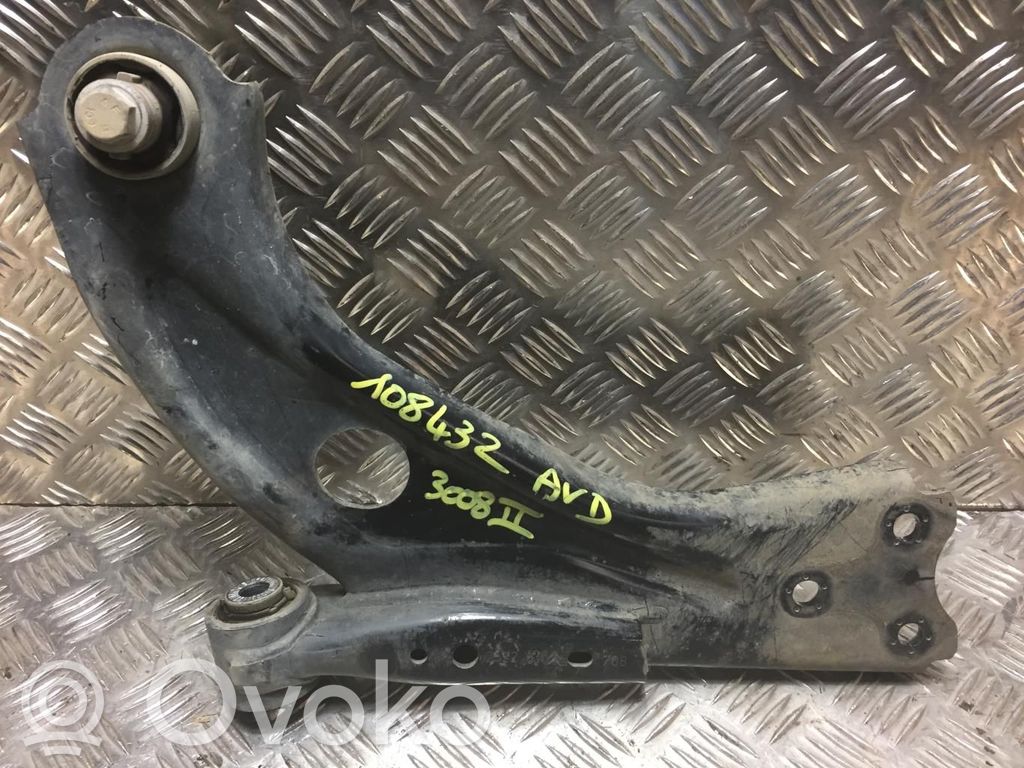 Peugeot 5008 II Front control arm 