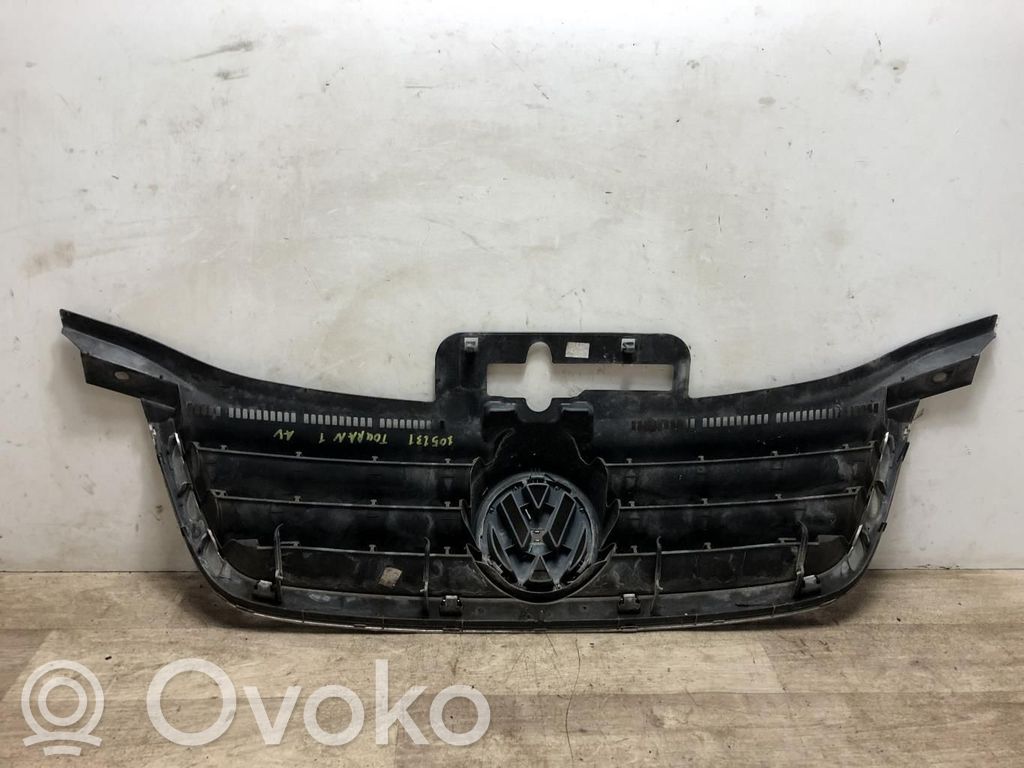 Volkswagen Touran I Grilă față