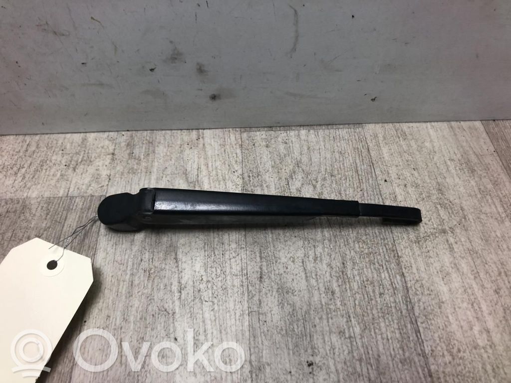 Ford C-MAX I Braccio della spazzola tergicristallo posteriore