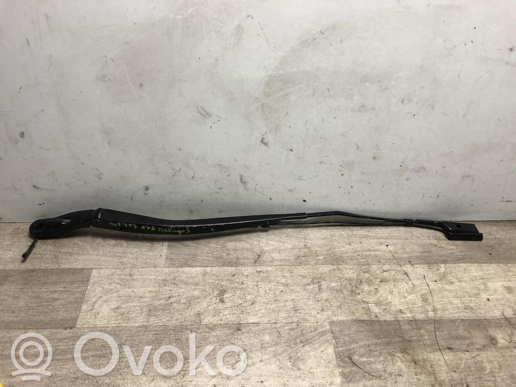 Citroen Berlingo Front wiper blade arm 