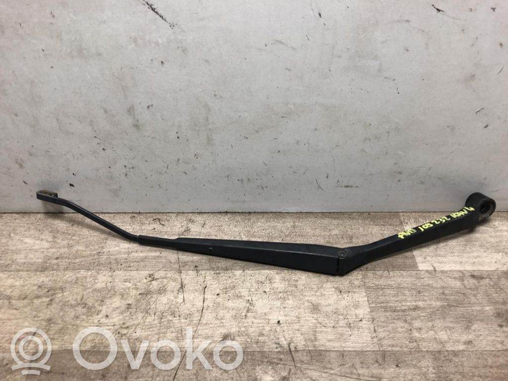 Toyota RAV 4 (XA20) Braccio della spazzola tergicristallo anteriore