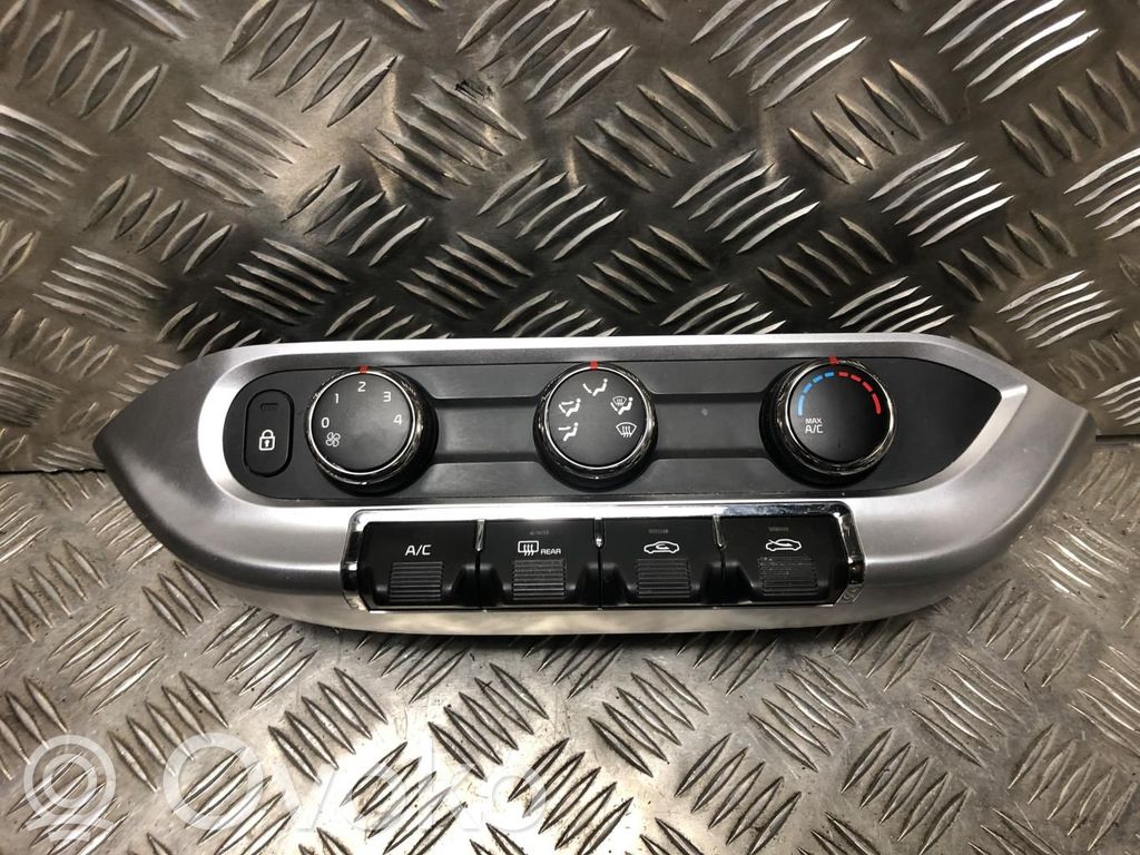 KIA Rio Climate control unit 