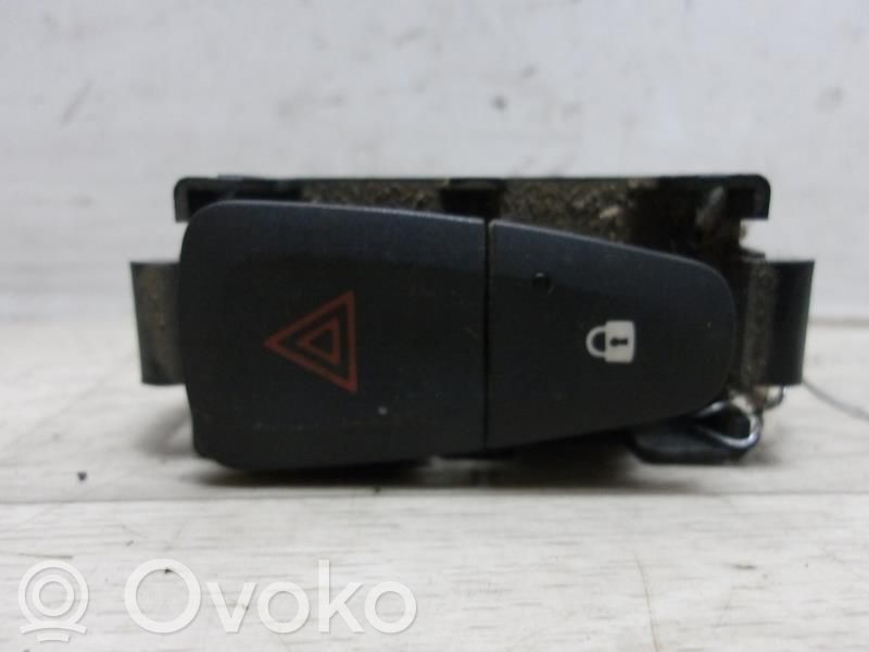 Opel Corsa B Hazard light switch 