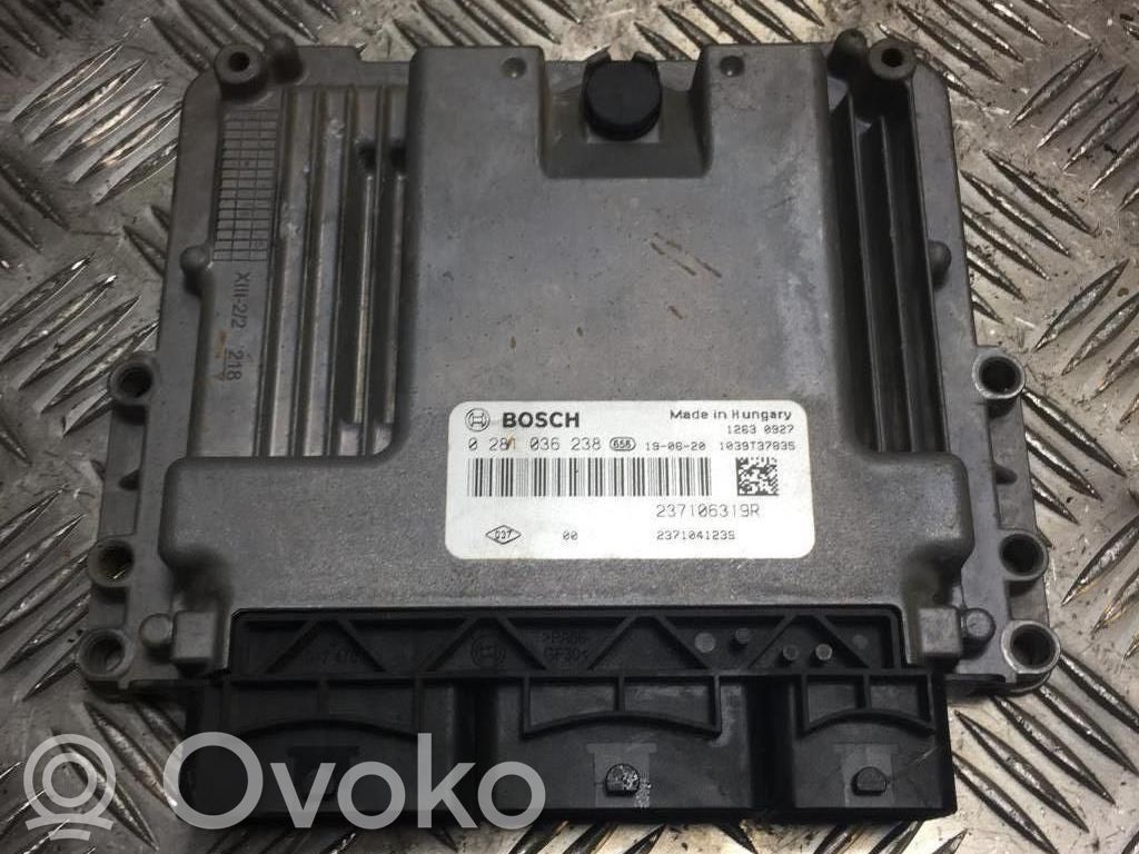Renault Captur Engine control unit/module 