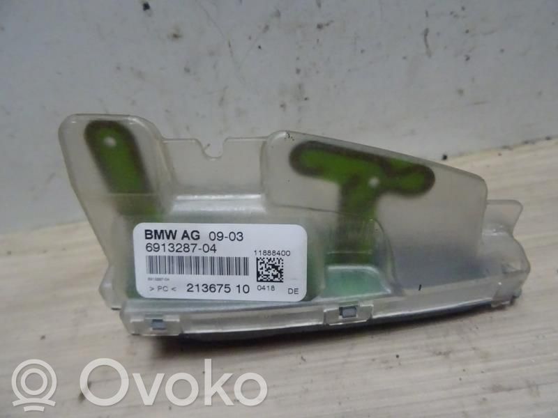 BMW 5 E60 E61 Radio antenna 
