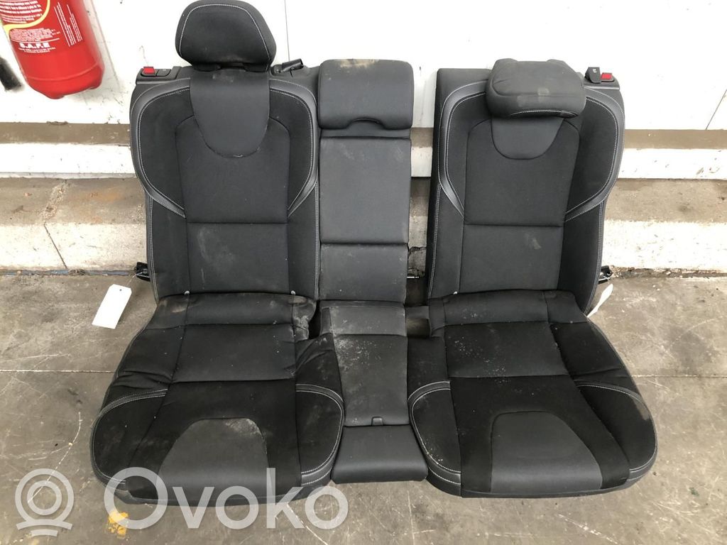 Volvo V40 Al doilea rând de scaune 