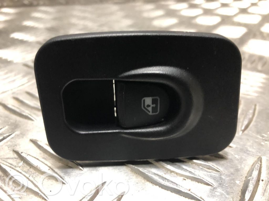 Lancia Ypsilon Electric window control switch 