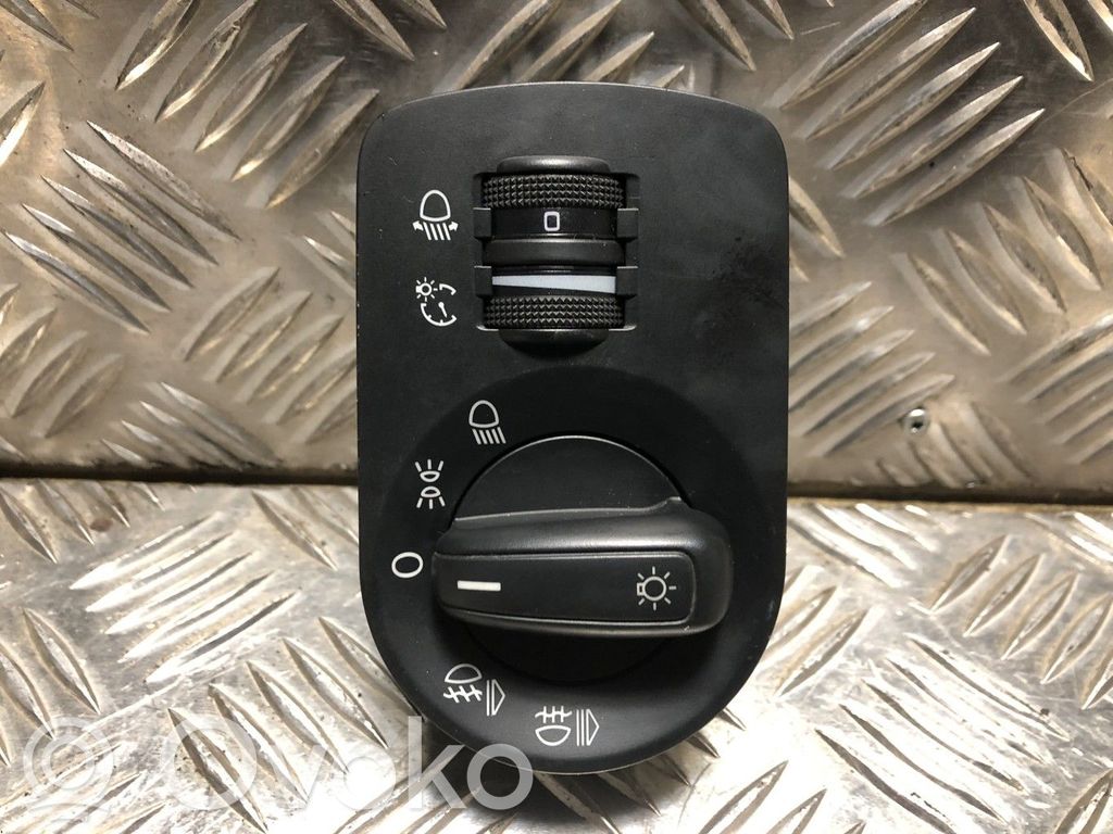 Light switch   8P0919094B,8P0919094B