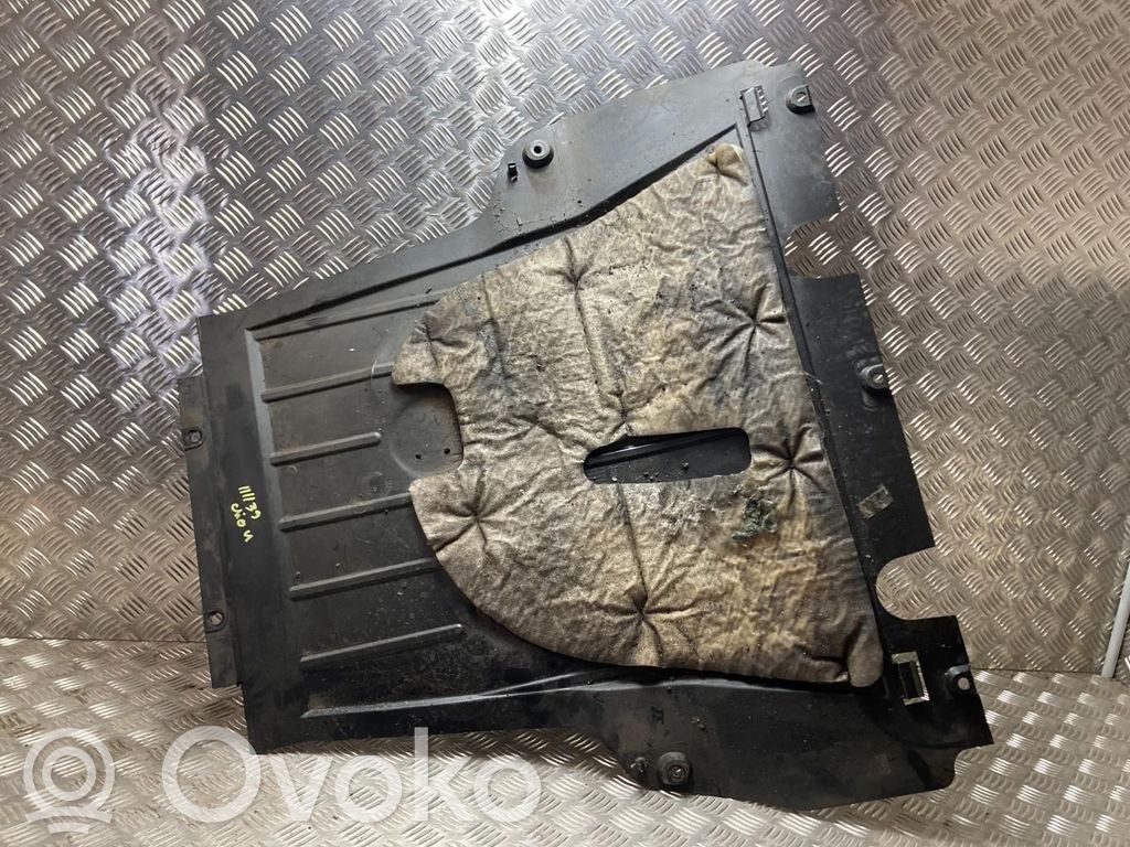 Renault Clio IV Engine splash shield/under tray 