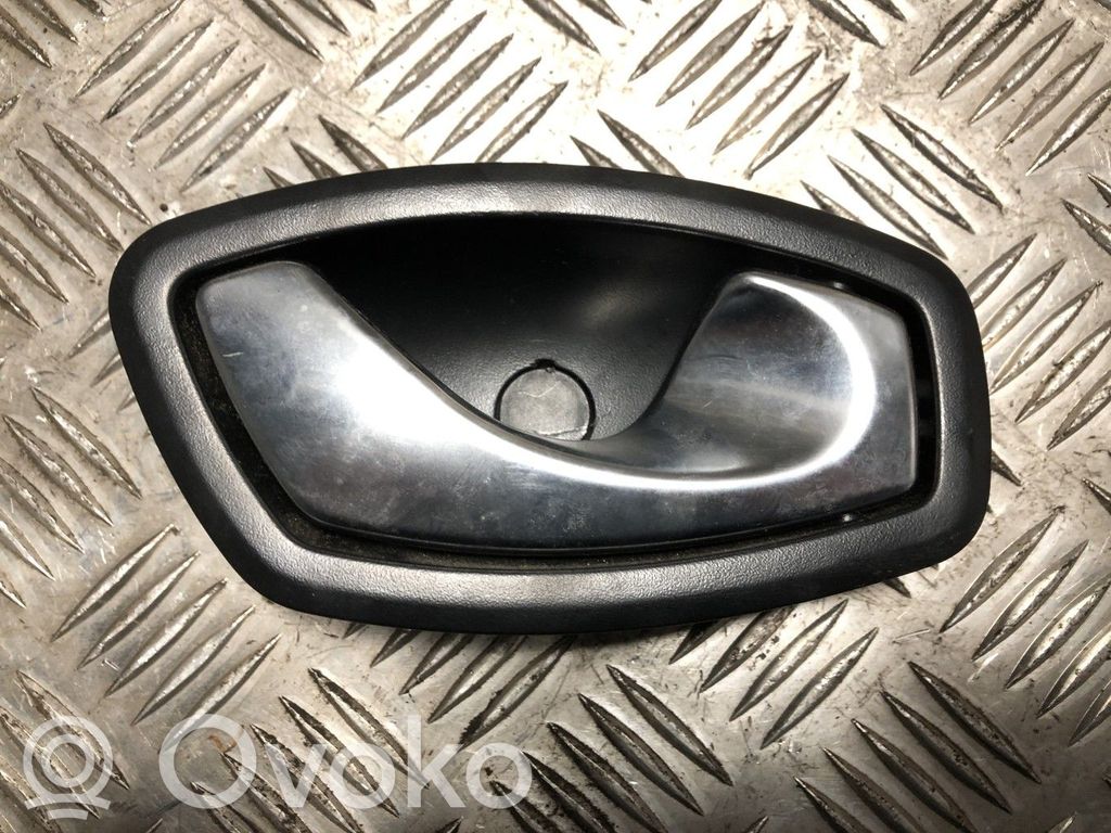 Manecilla interna puerta trasera   826720001R,826720001R