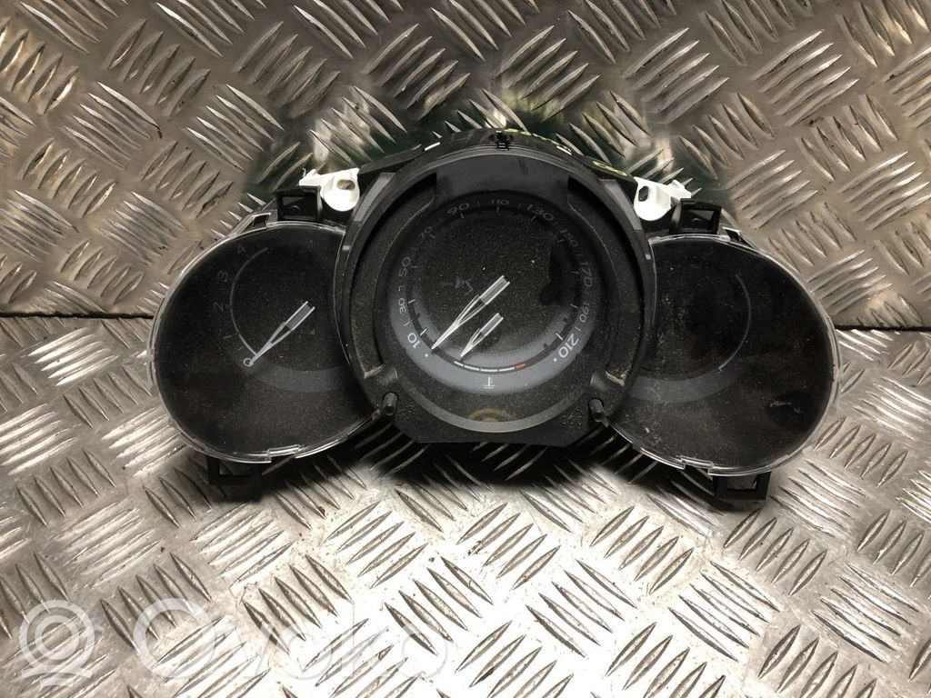 DS Automobiles 3 Speedometer (instrument cluster) 