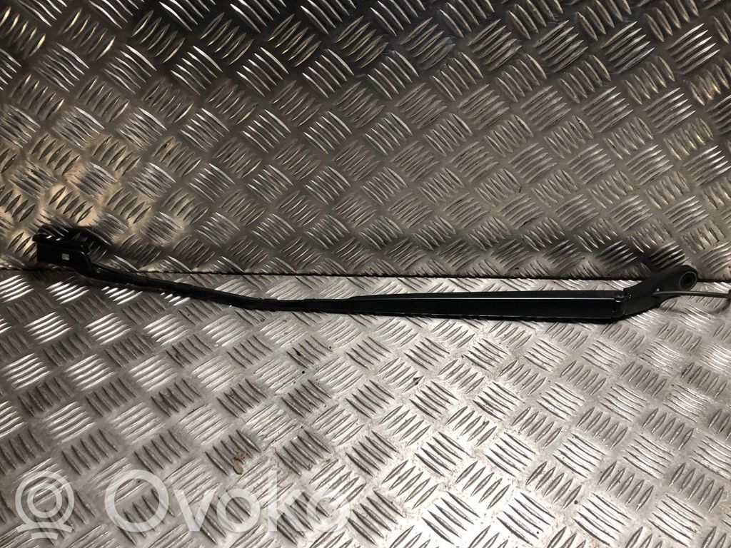 Citroen Berlingo Front wiper blade arm 
