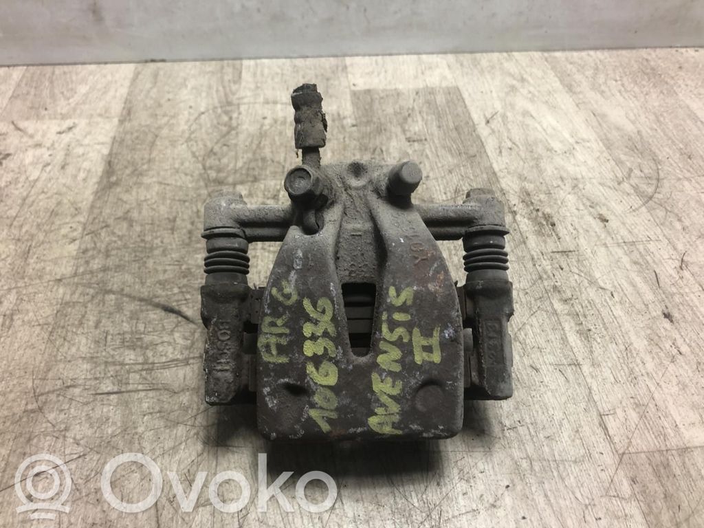Toyota Avensis T250 Pinza del freno posteriore 