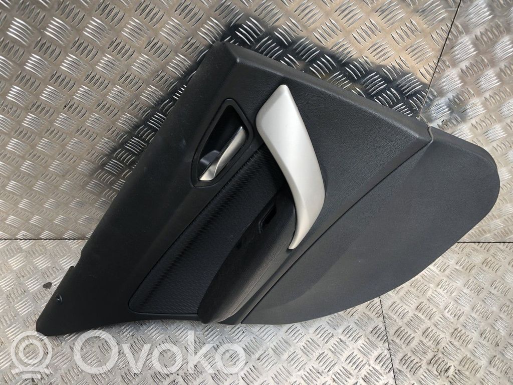 BMW 1 F20 F21 Aizmugurē apdare 