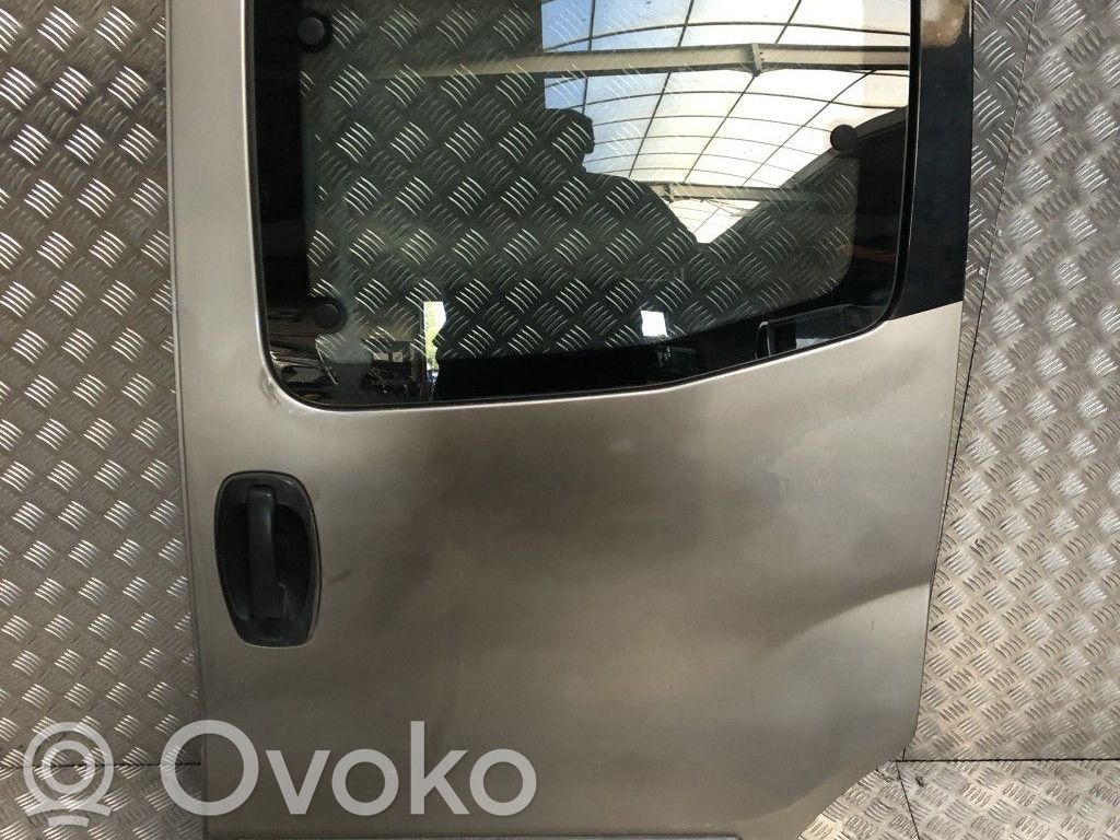 Citroen Nemo Šoninės slankiojančios durys 