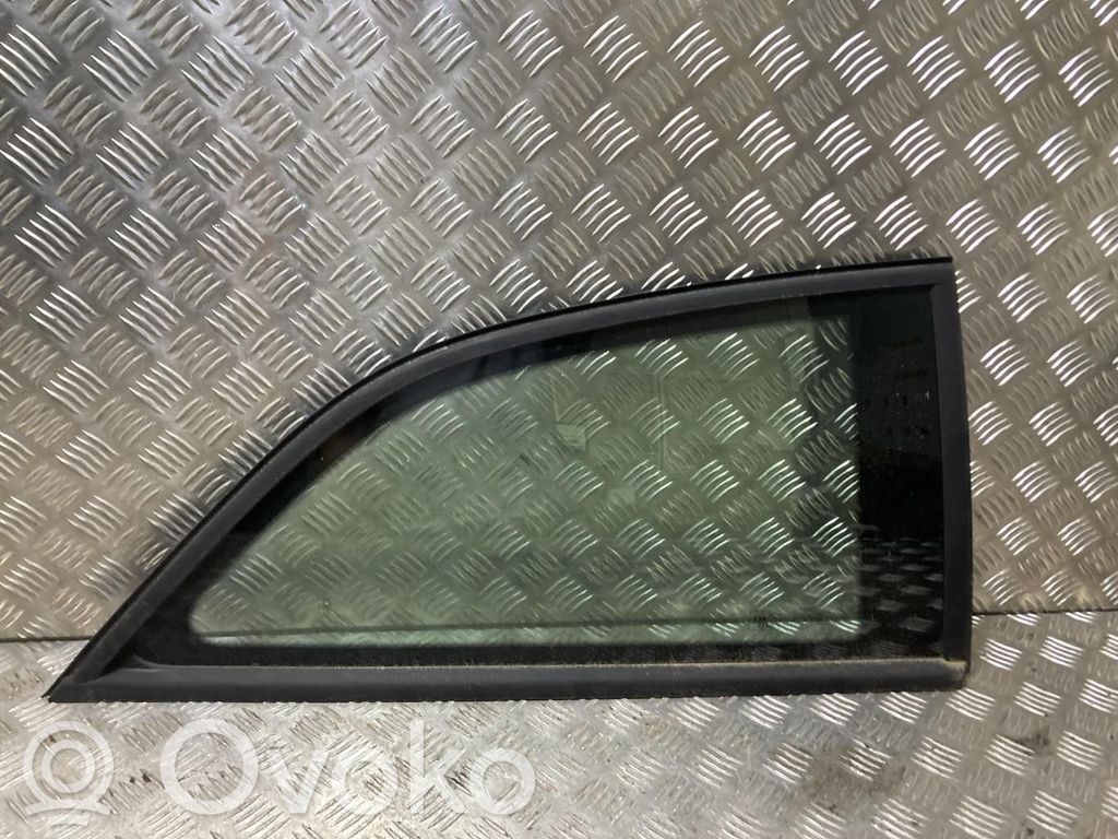 Audi A1 Rear side window 