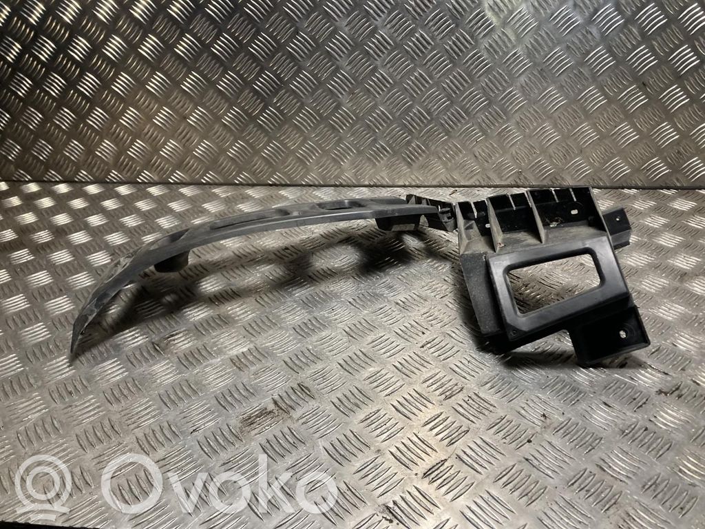 Citroen C4 I Picasso Staffa di rinforzo montaggio del paraurti posteriore 