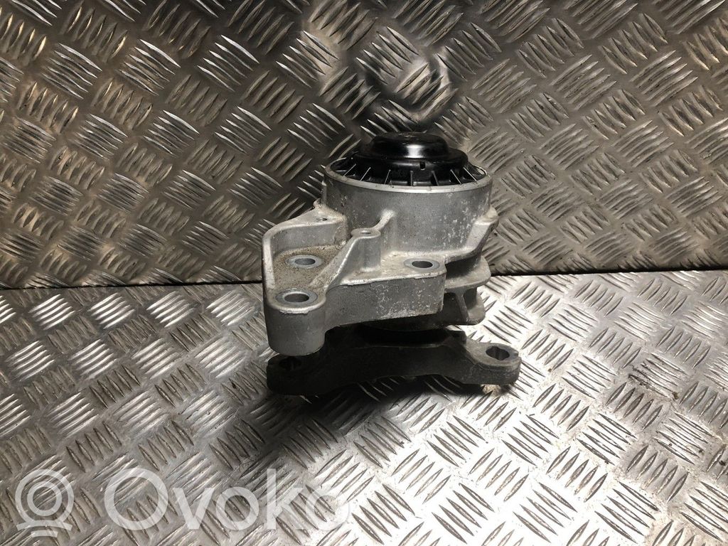Ford S-MAX Engine mount bracket 