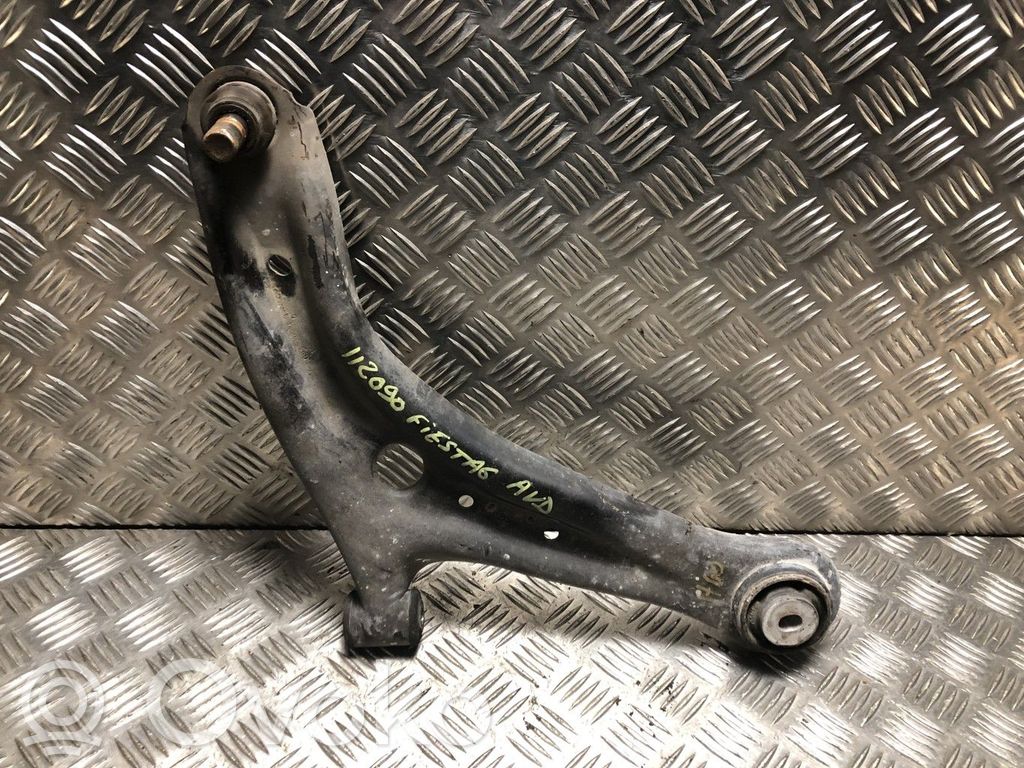 Ford Fiesta Braccio di controllo sospensione anteriore inferiore/braccio oscillante