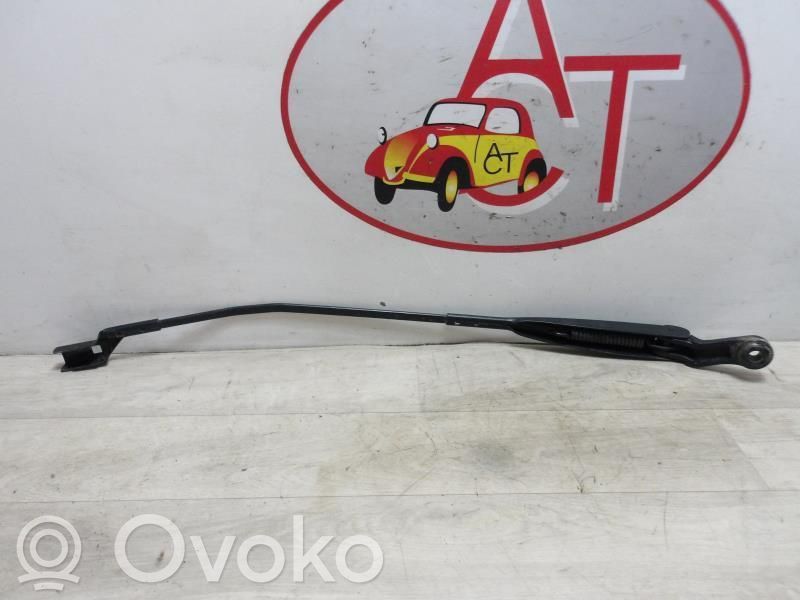 Fiat 500 Ramię wycieraczki szyby przedniej / czołowej