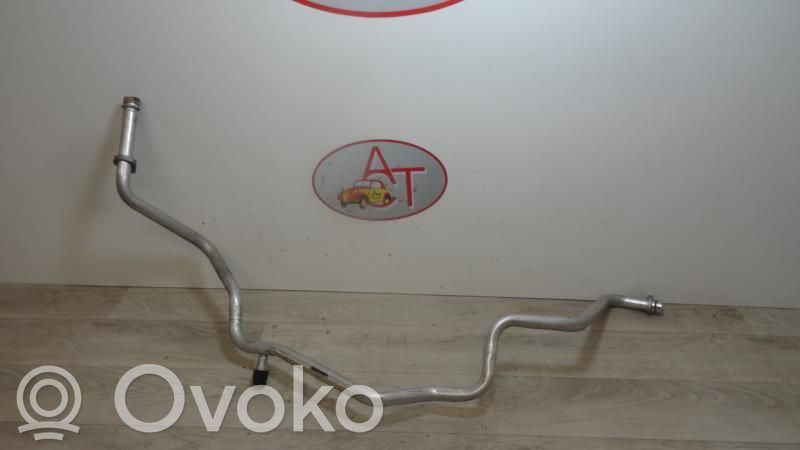 Ilmastointilaitteen putki (A/C)