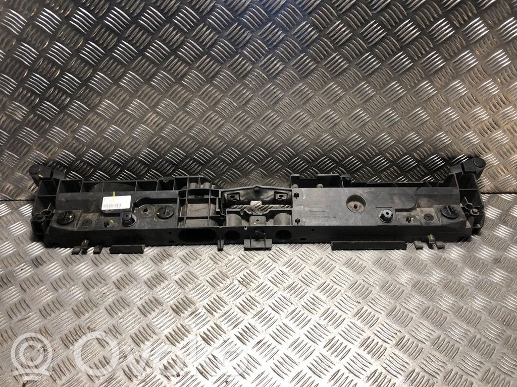 Peugeot 3008 II Pannello di supporto del radiatore