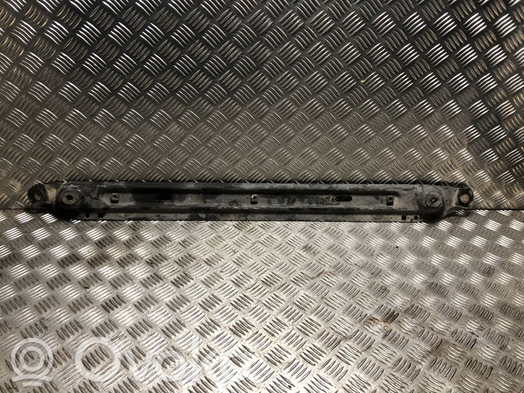 Peugeot 308cc Suport radiator 