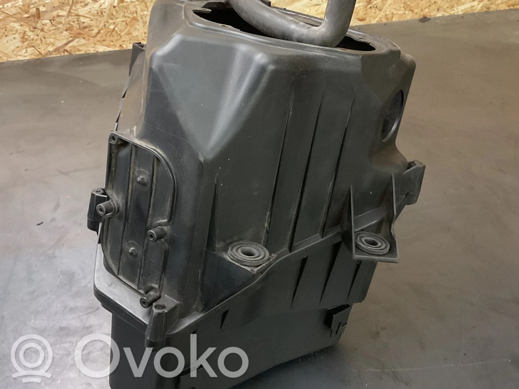 Oro filtro dėžė   4E0133823D