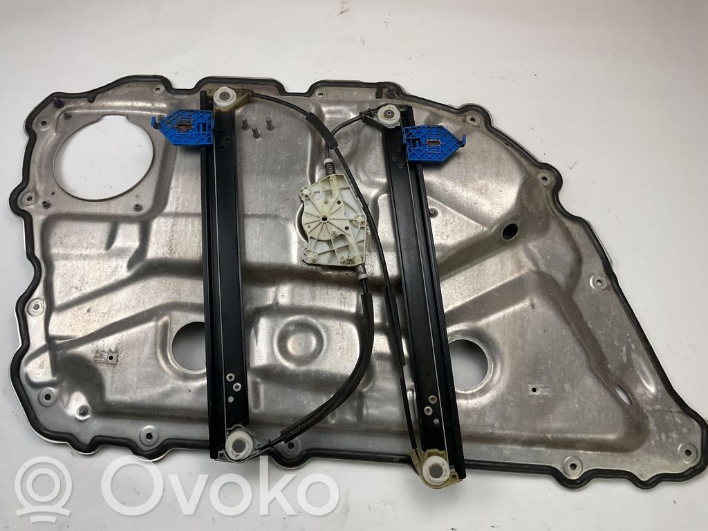 Audi A8 S8 D3 4E Galinio el. lango pakėlimo mechanizmas be varikliuko 