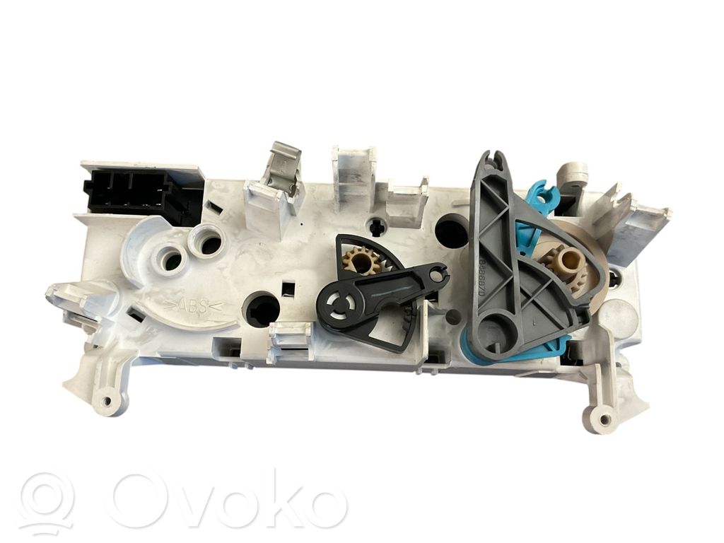 Citroen Berlingo Climate control unit 