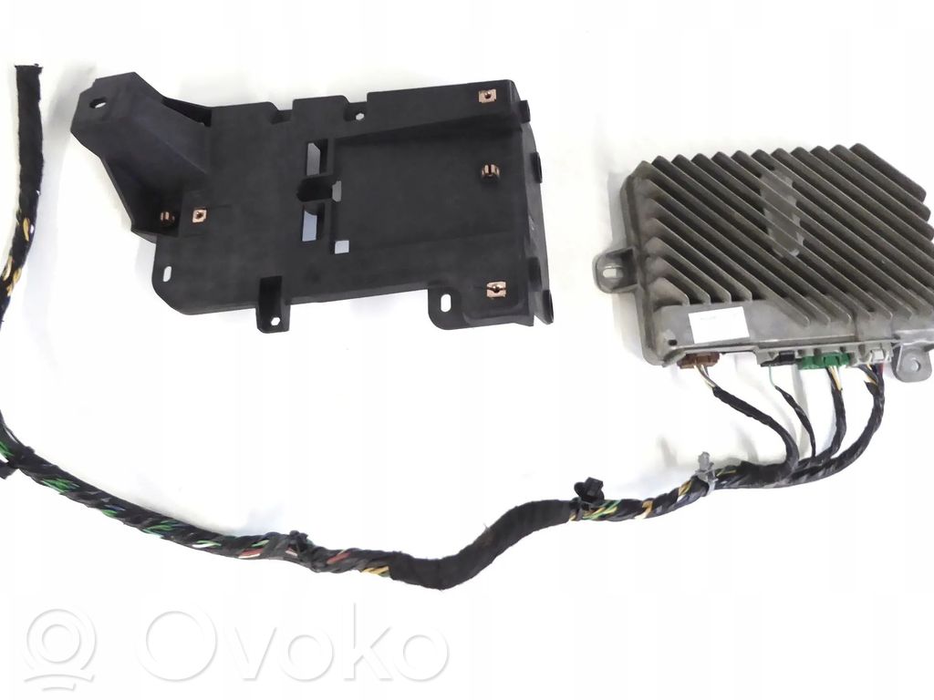 Opel Insignia A Sound amplifier 