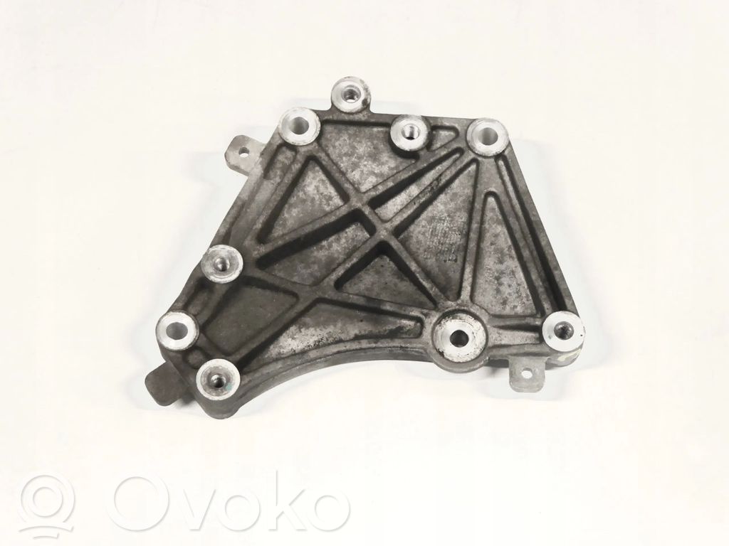 Opel Meriva B Engine mount bracket 