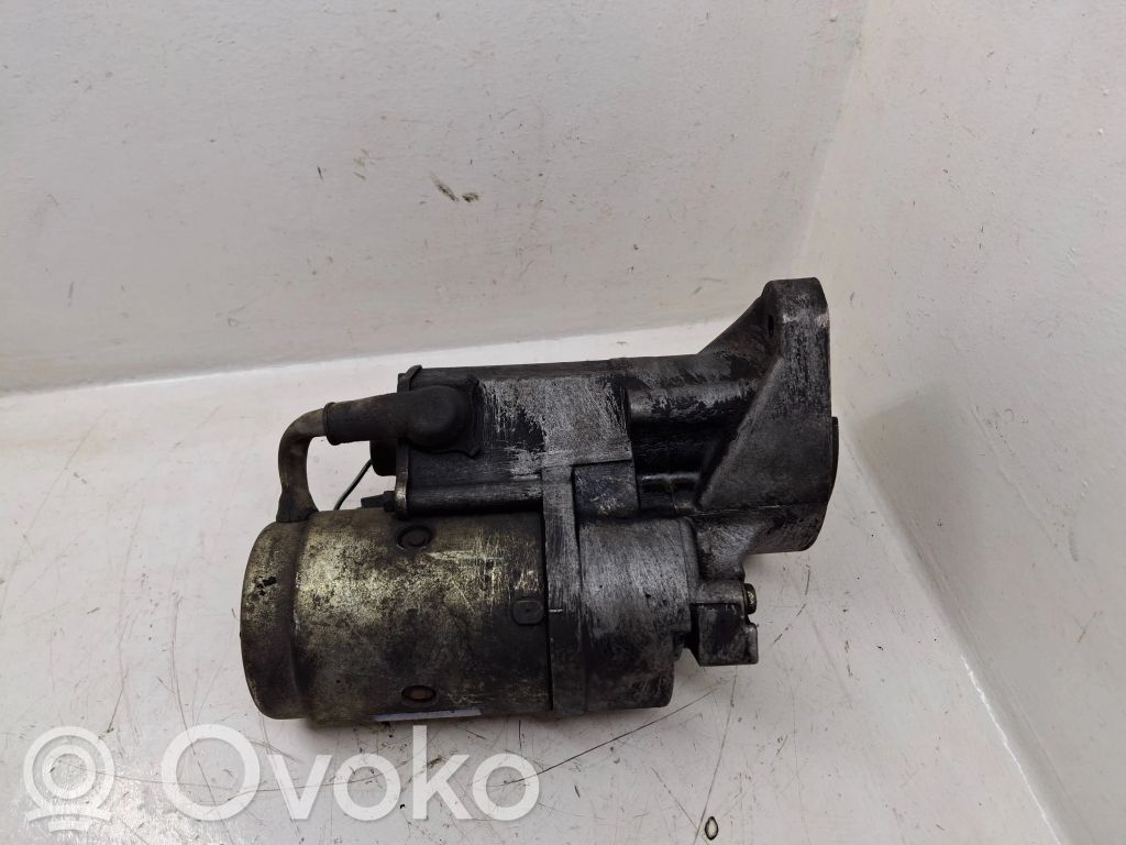 Toyota Corolla Verso E121 Rozrusznik 