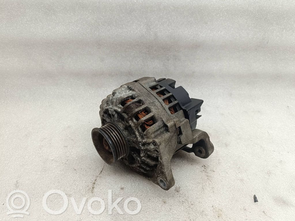Volkswagen PASSAT B5.5 Generator/alternator 