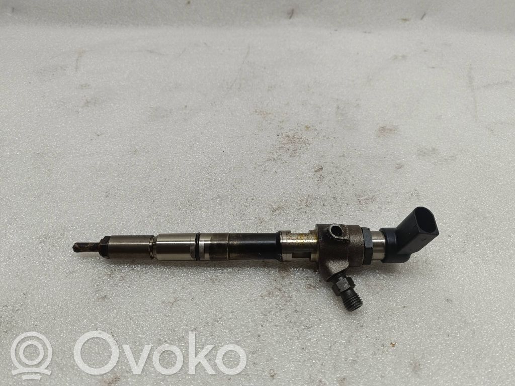 Volkswagen Golf VI Injector combustibil 