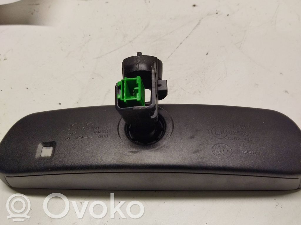 Volvo V50 Rear view mirror (interior) 