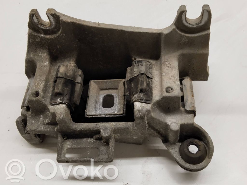 Renault Megane III Engine mount bracket 
