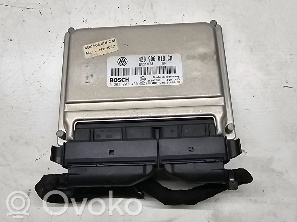 Volkswagen PASSAT B5 Engine control unit/module 