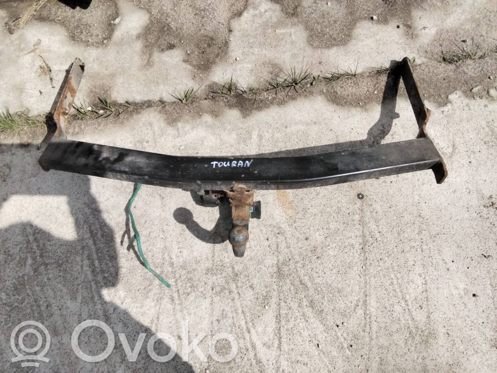 Volkswagen Touran I Hak holowniczy / Komplet 