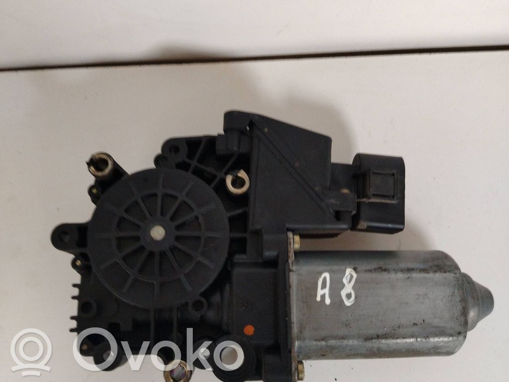 Audi A8 S8 D2 4D Silniczek podnoszenia szyby drzwi tylnych 