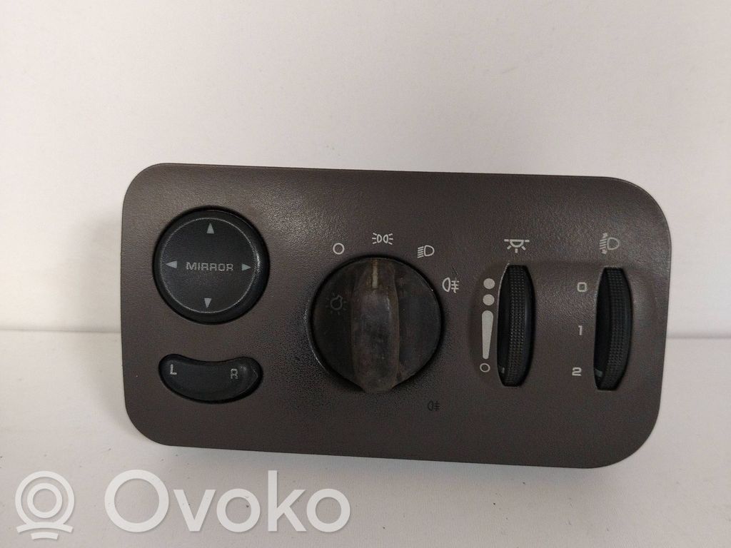 Chrysler Voyager Light switch 