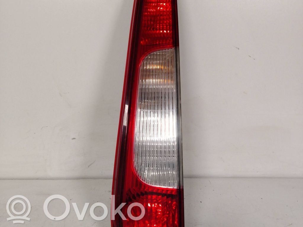 Ford C-MAX I Lampa tylna 